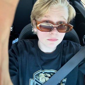 Meet your Posher, Ethan